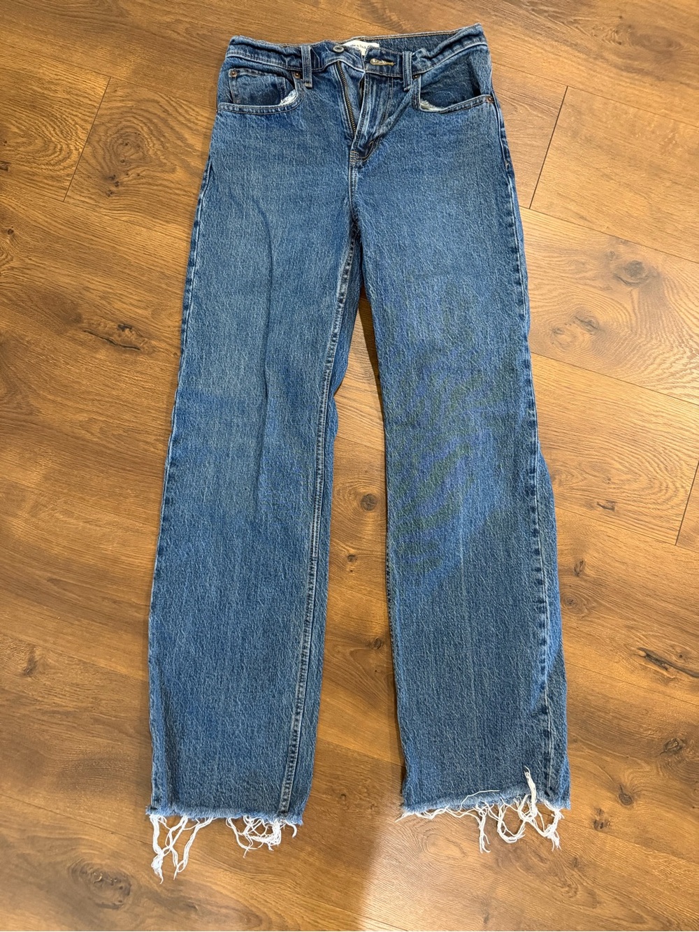 Abercrombie & Fitch Women's Straight-Leg Denim Jeans in Blue Wash